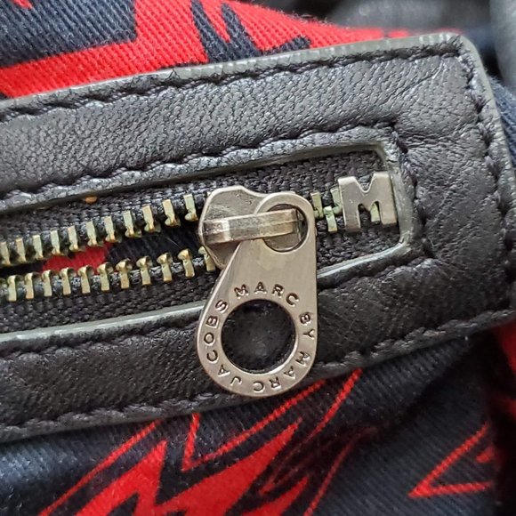 Black Lambskin Marc by Marc Jacobs Shoulder Bag - Picture 3 of 16